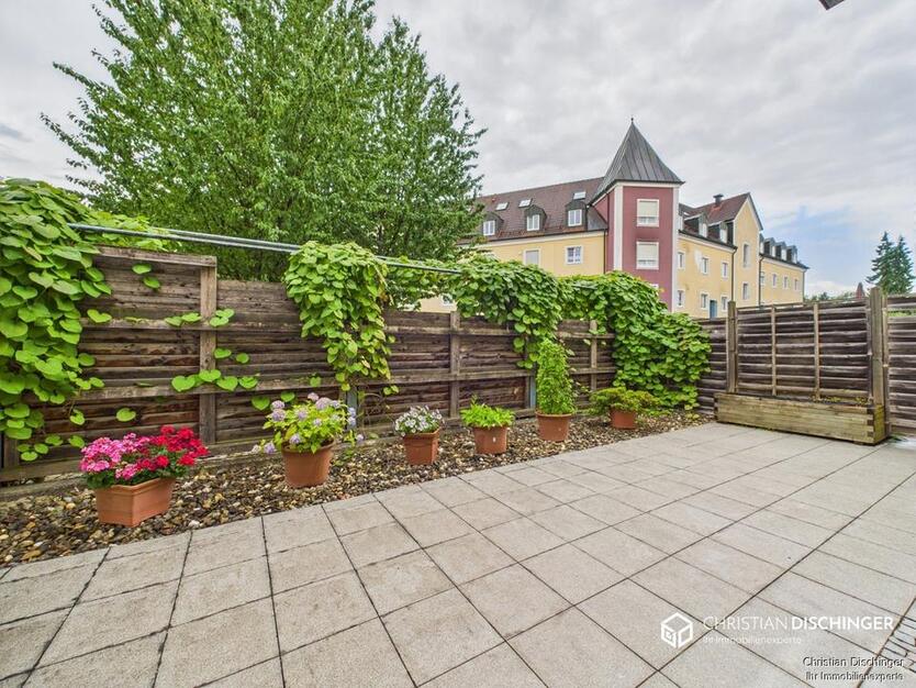 Großzügige 3-Zimmer-Erdgeschoßwohnung mit großer Terrasse und viel Privatsphäre