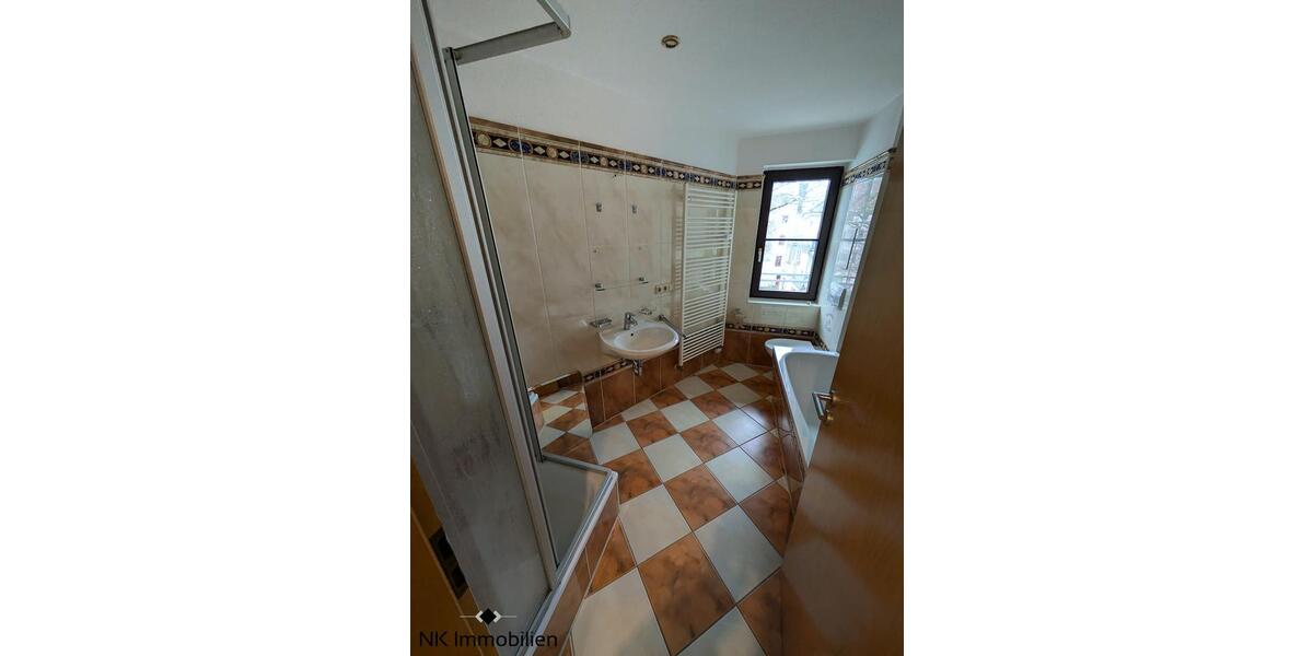 ++ charmante 4-Raum-Wohnung mit Balkon - nahe dem Zwickauer Zentrum, top angebunden ++ 4 zimmer