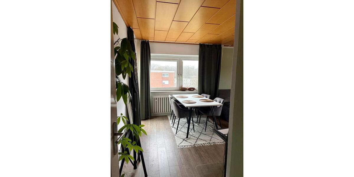 Dachgeschoßwohnung Wolfsburg - 3 Zimmer, 69 m&sup2;, 839&euro; | Angebot:24652448