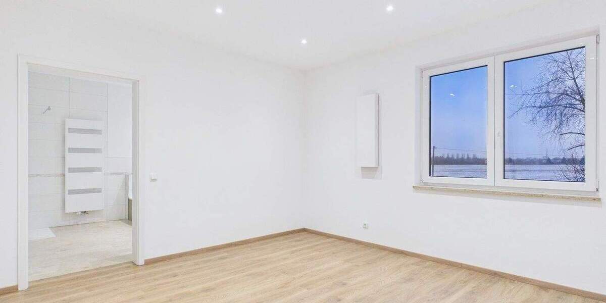 Doppelhaushälfte Moosinning Eichenried - 8 Zimmer, 315 m&sup2;, 3.900&euro; | Angebot:25708230