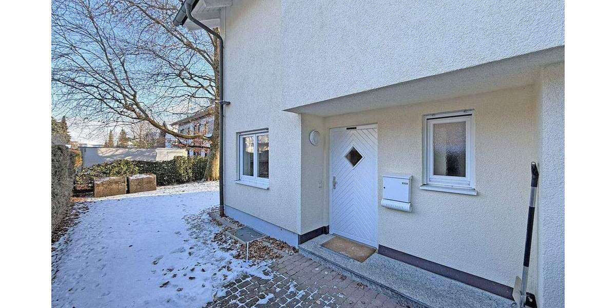 Doppelhaushälfte Neuried - 6 Zimmer, 135 m&sup2;, 2.820&euro; | Angebot:24656010