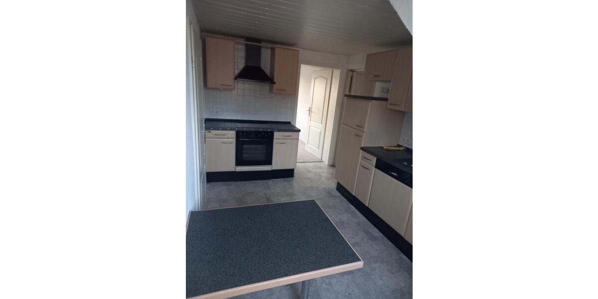 Dachgeschoßwohnung Luckenwalde - 2.5 Zimmer, 65 m&sup2;, 520&euro; | Angebot:26463392