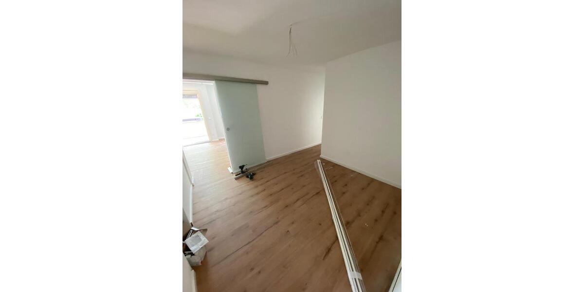 Erdgeschoßwohnung Lahr (Schwarzwald) - 4 Zimmer, 98 m&sup2;, 1.175&euro; | Angebot:26406711