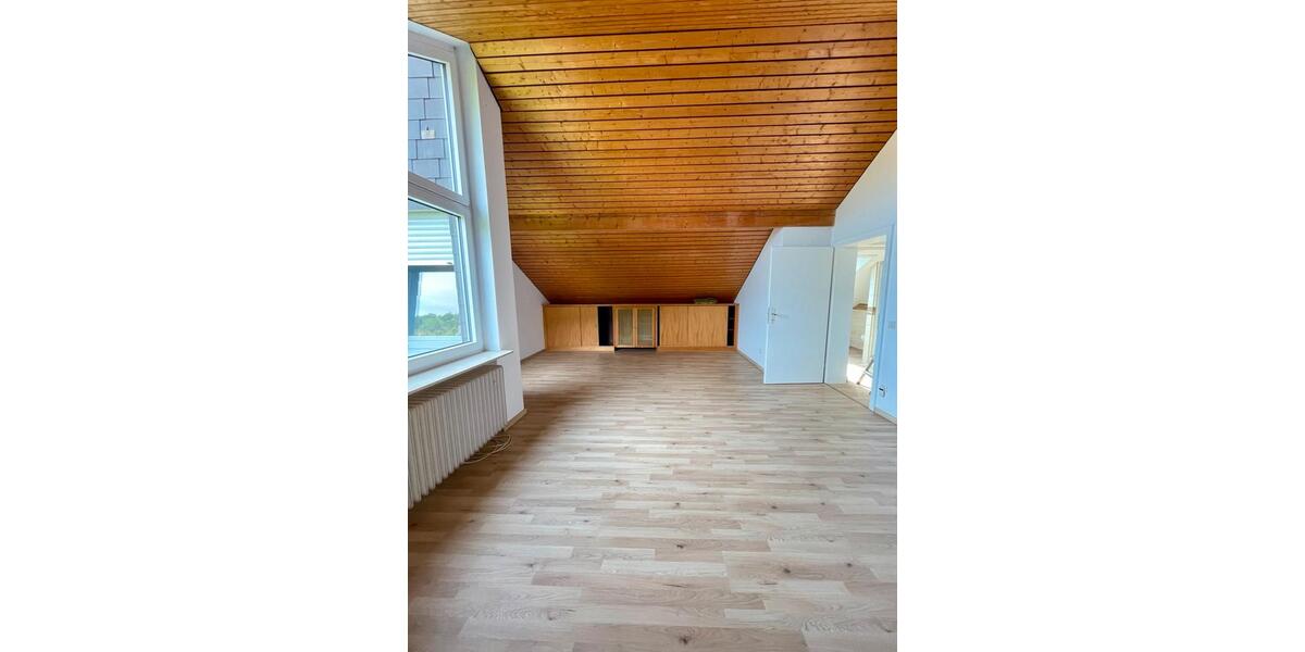 Dachgeschoßwohnung Leidersbach - 2 Zimmer, 60 m&sup2;, 600&euro; | Angebot:26527332