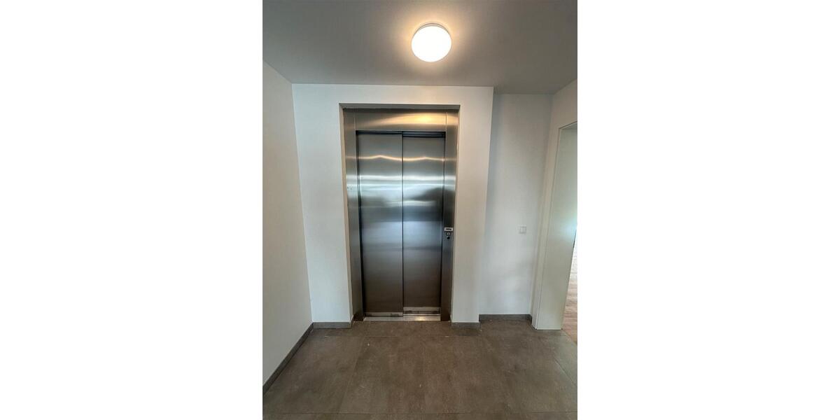 Etagenwohnung Westoverledingen - 3 Zimmer, 81 m&sup2;, 850&euro; | Angebot:24748275