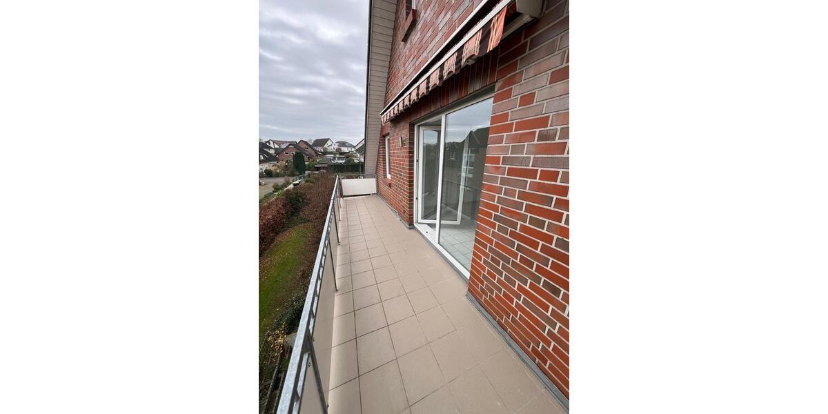 Dachgeschoßwohnung Osnabrück Eversburg - 4 Zimmer, 97 m&sup2;, 970&euro; | Angebot:25871248