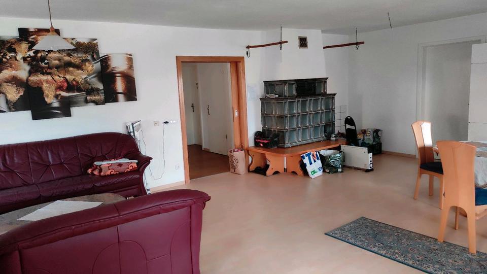 1-Zimmer in Parkstein mit eigenem Bad & WLAN inkl.