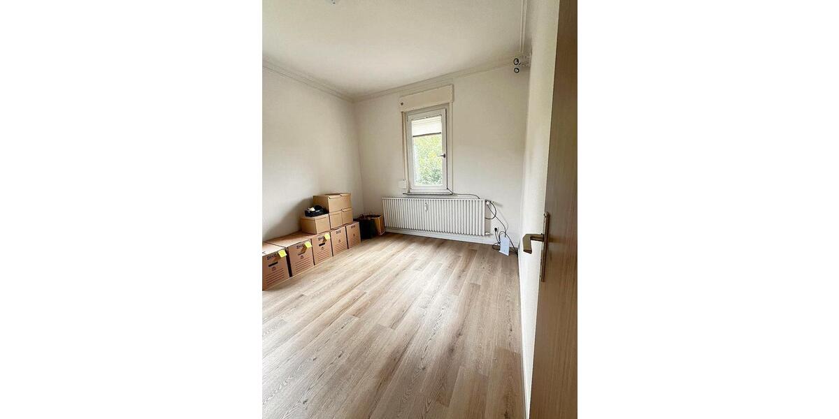 Etagenwohnung Pfullingen - 3 Zimmer, 70 m&sup2;, 920&euro; | Angebot:26589589