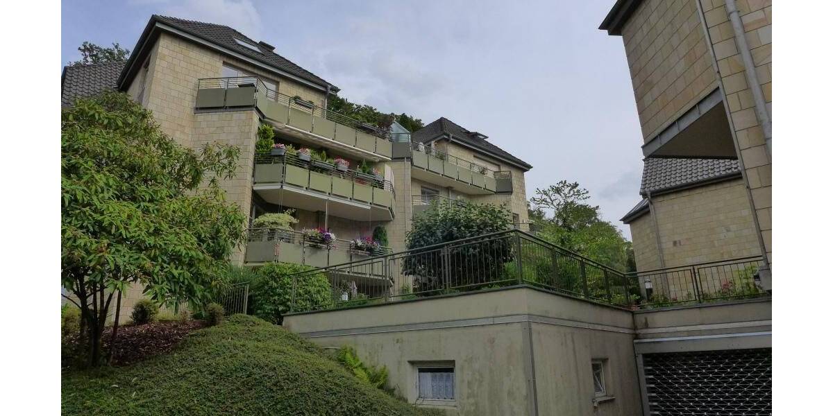 Etagenwohnung Bad Salzuflen Innenstadt - 3 Zimmer, 104 m&sup2;, 800&euro; | Angebot:26779631