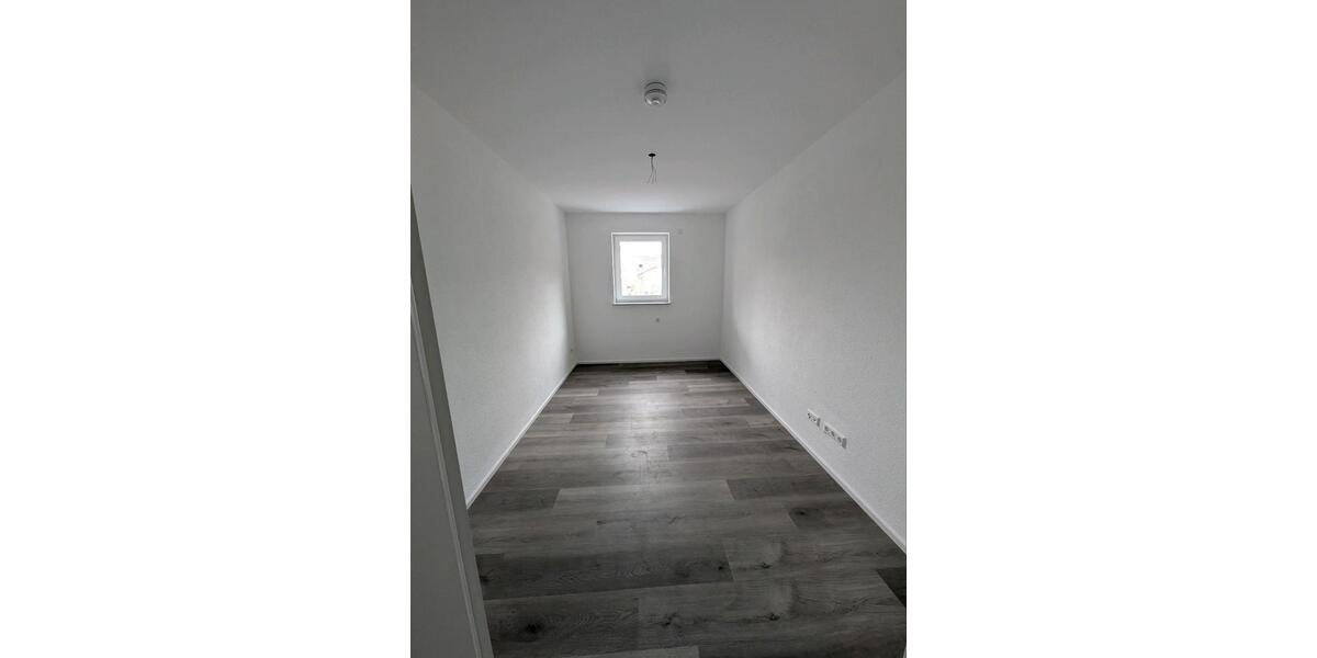 Erdgeschoßwohnung Bad Wurzach - 4 Zimmer, 97 m&sup2;, 1.200&euro; | Angebot:25636808