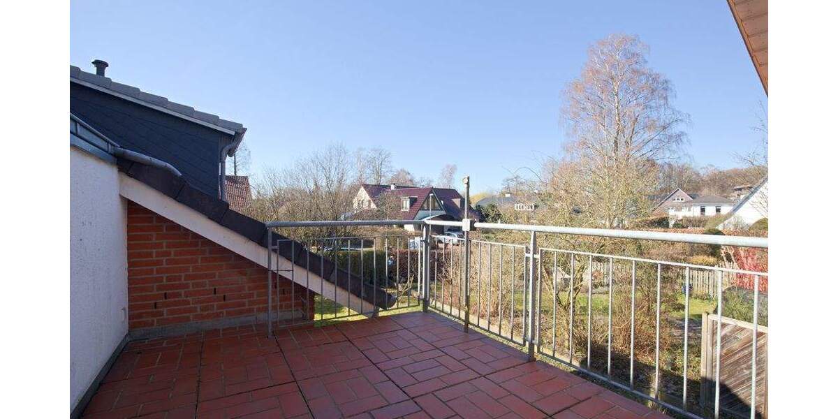 Etagenwohnung Rellingen - 3 Zimmer, 73 m&sup2;, 1.100&euro; | Angebot:25815037