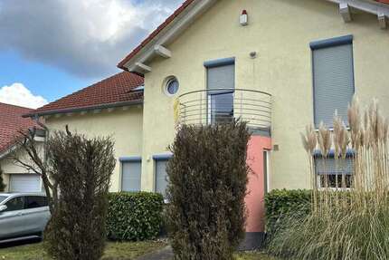 Haus zum Mieten in Nanzdietschweiler 2.300 € 210 m² 5 zimmer