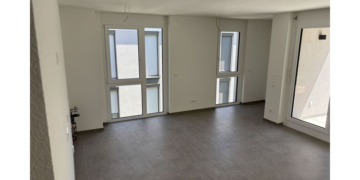 Moderne 3-Zimmer-Wohnung mit Balkon (2. OG mit Aufzug) - Erstbezug - Appartement Kirchheim unter Teck | Angebot:27223081