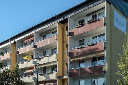 3-Raum-Wohnung mit Südbalkon!