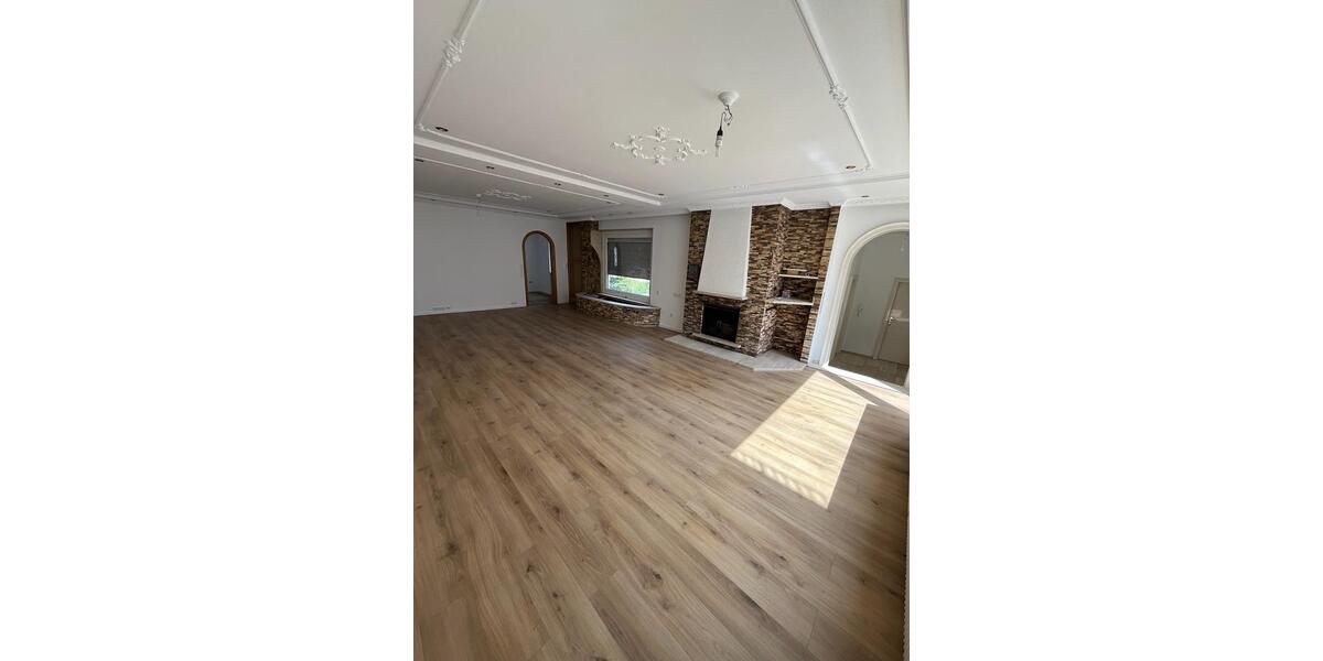 Etagenwohnung Seeheim-Jugenheim Jugenheim - 6 Zimmer, 150 m&sup2;, 1.630&euro; | Angebot:25144571