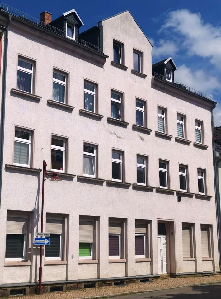 schöne helle 2 RaumWohnung mit großem Bad