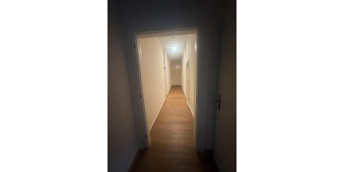 Etagenwohnung Namborn - 5 Zimmer, 120 m&sup2;, 950&euro; | Angebot:26693699