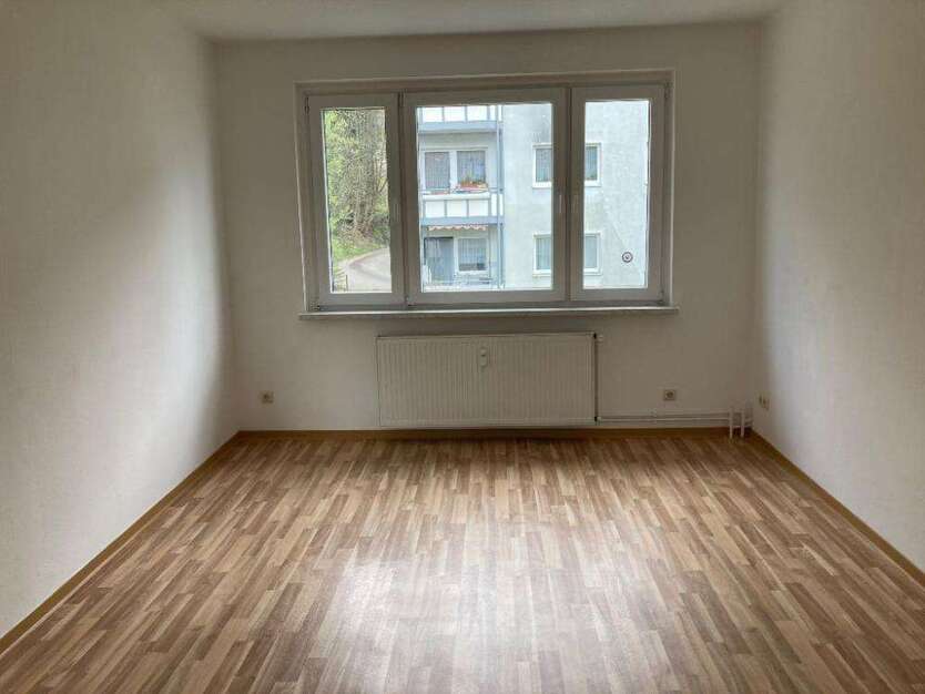Modernisierte 3 Zimmer Wohnung mit Dusche. Ultramoderne Pelletheizung ! 3 zimmer