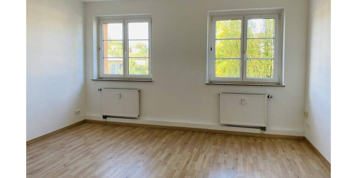 Etagenwohnung Döbeln - 2 Zimmer, 57 m&sup2;, 342&euro; | Angebot:26192376