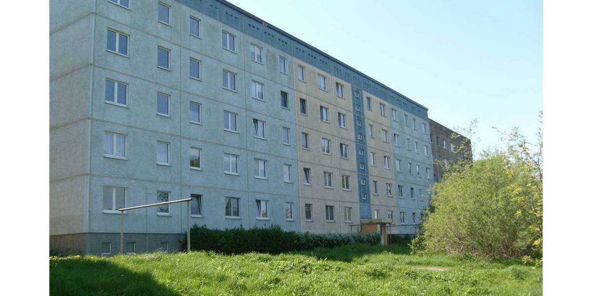 Etagenwohnung Neubrandenburg Reitbahnviertel - 3 Zimmer, 60 m&sup2;, 275&euro; | Angebot:25737505