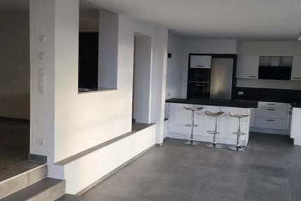 Wohnung Uhingen - 2.5 Zimmer, 100 m&sup2;, 1.200&euro; | Angebot:26588259