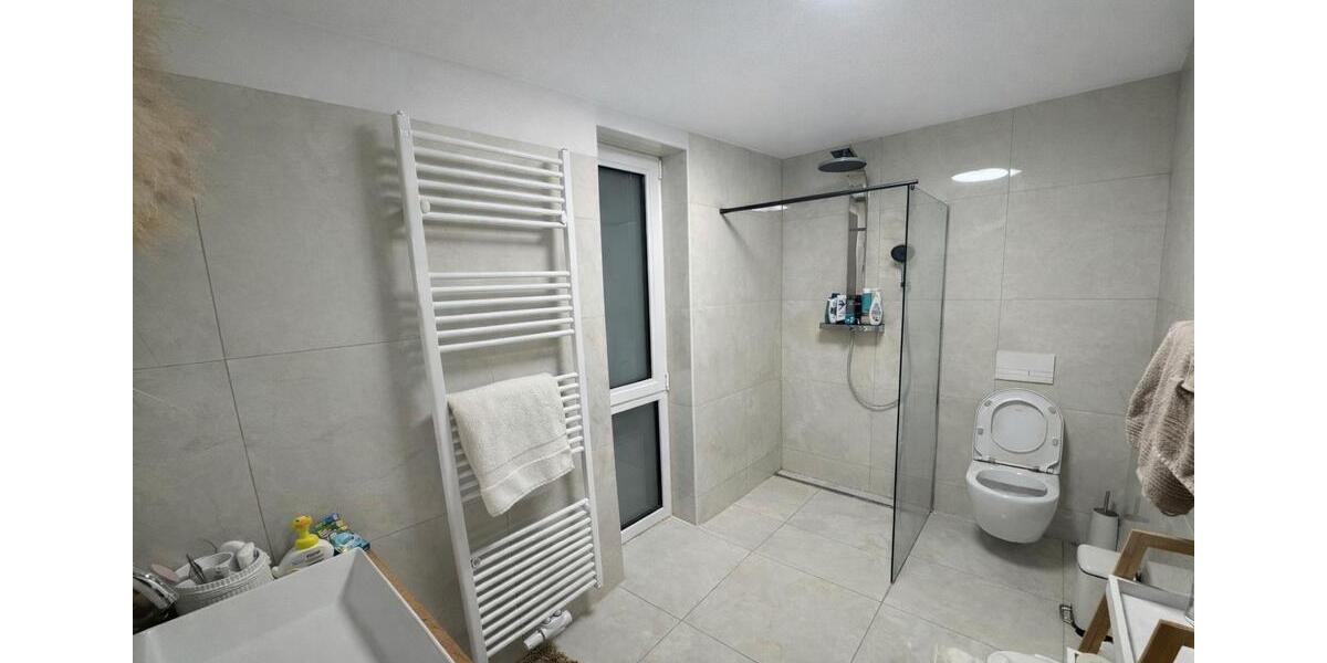 Einfamilienhaus Knüllwald - 5 Zimmer, 160 m&sup2;, 1.250&euro; | Angebot:26564672