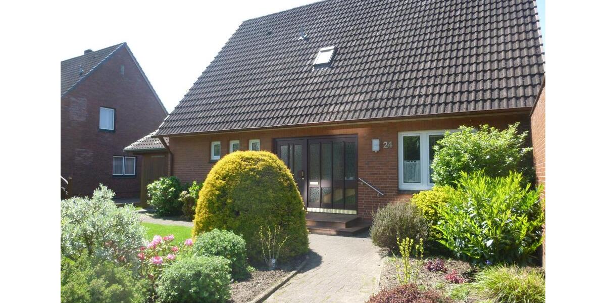 Dachgeschoßwohnung Itzehoe - 2.5 Zimmer, 53 m&sup2;, 450&euro; | Angebot:24982181