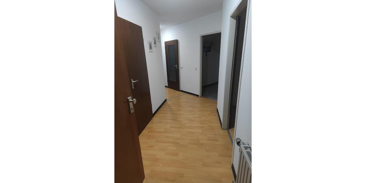 Renovierte 3,5-Zimmer-Wohnung zu vermieten 3.5 zimmer