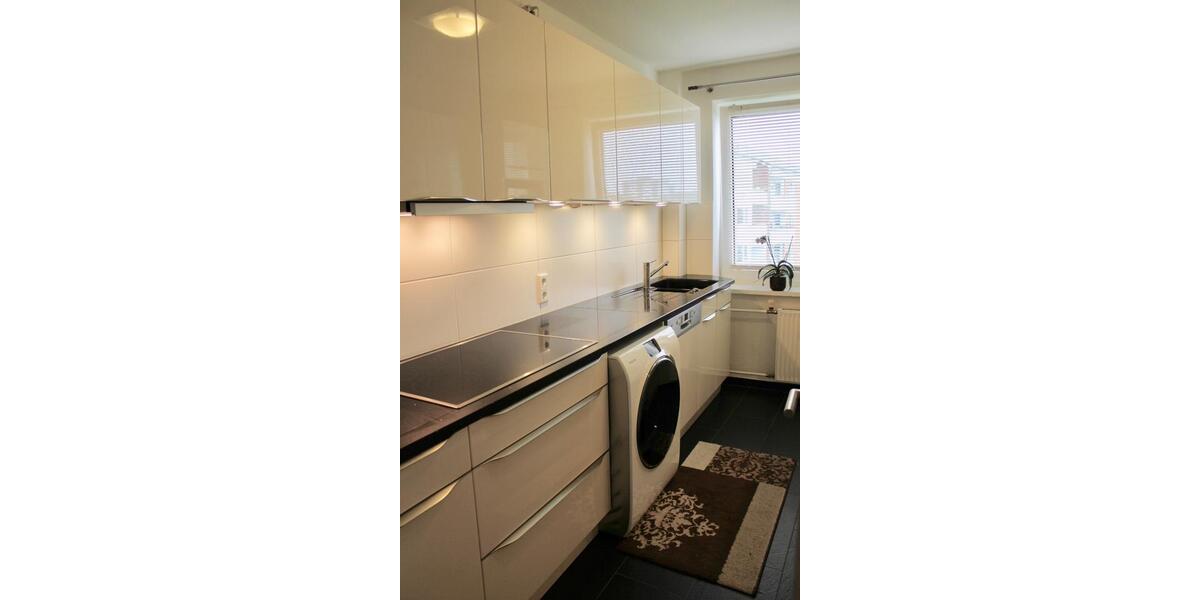 Etagenwohnung Kiel Wik - 4 Zimmer, 81 m&sup2;, 1.200&euro; | Angebot:24463422