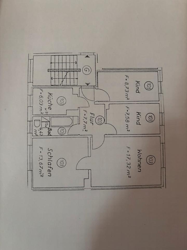 Kleine 4 Raum Wohnung ab sofort zur Vermietung zimmer
