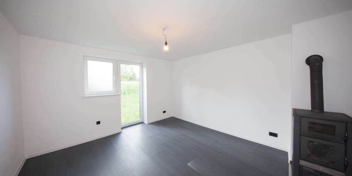 Etagenwohnung Heldburg - 3 Zimmer, 74 m&sup2;, 470&euro; | Angebot:26944710