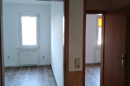 Wohnung Weida - 3 Zimmer, 51 m&sup2;, 310&euro; | Angebot:26586314