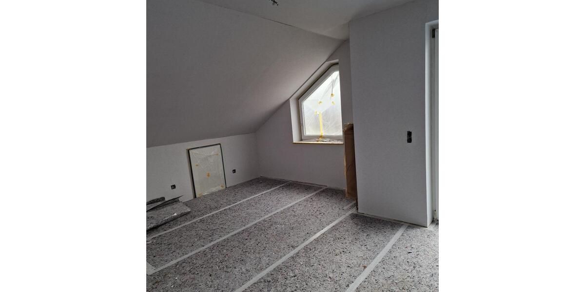 Dachgeschoßwohnung Osann-Monzel Monzel - 3 Zimmer, 88 m&sup2;, 700&euro; | Angebot:24599310