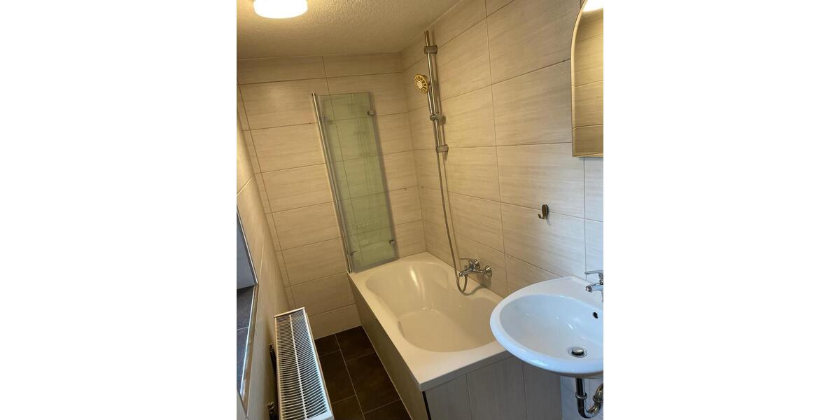 Wohnen auf Zeit Steinbach-Hallenberg Hallenberg - 8 Zimmer, 110 m&sup2;, 3.300&euro; | Angebot:18778708