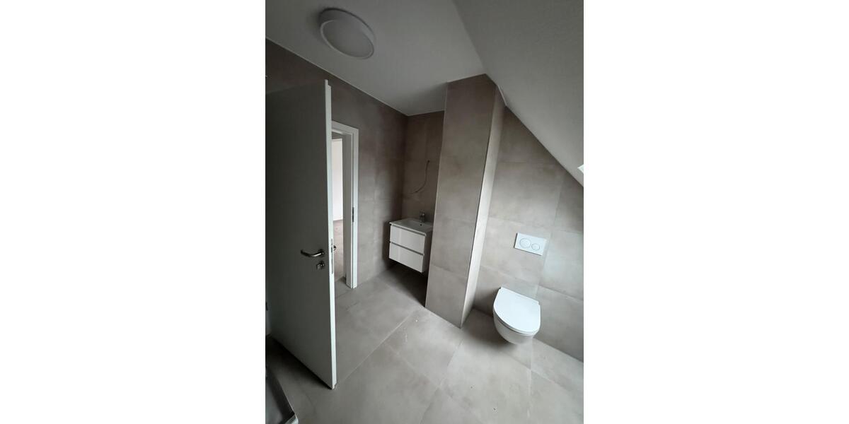 Dachgeschoßwohnung Pohlheim - 3 Zimmer, 80 m&sup2;, 960&euro; | Angebot:26547109