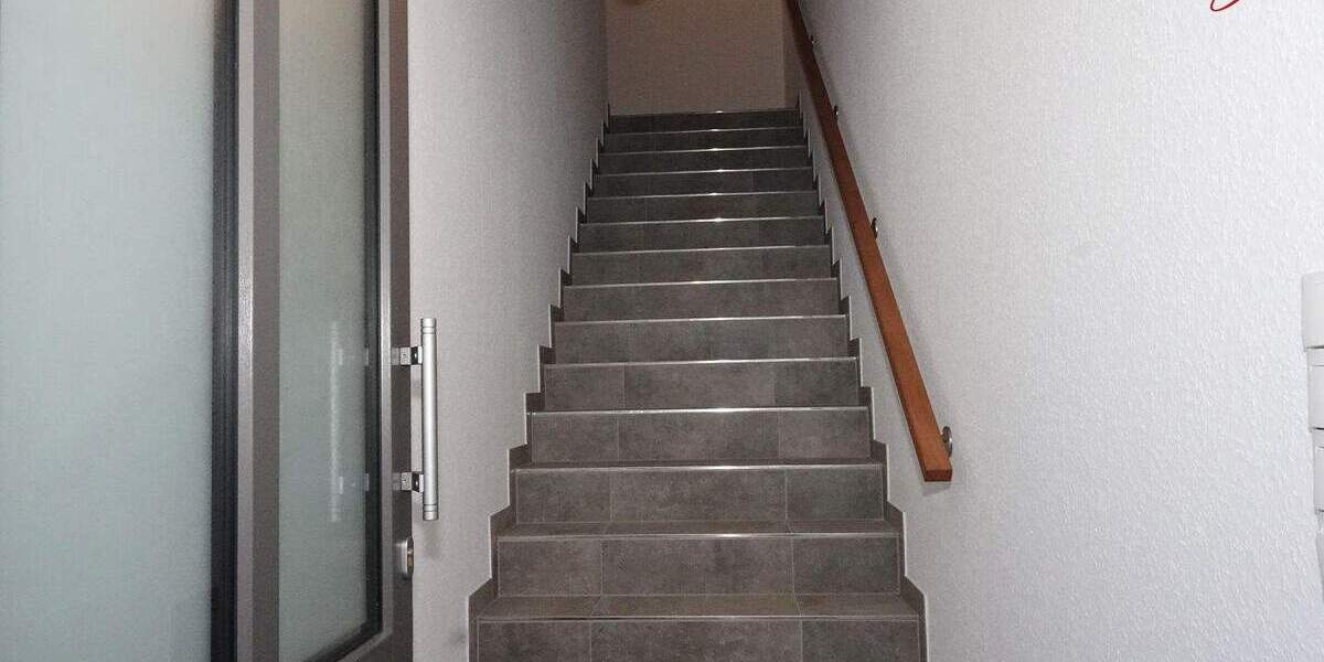 Etagenwohnung Wiesmoor Wiesederfehn - 3 Zimmer, 100 m&sup2;, 1.100&euro; | Angebot:24723442