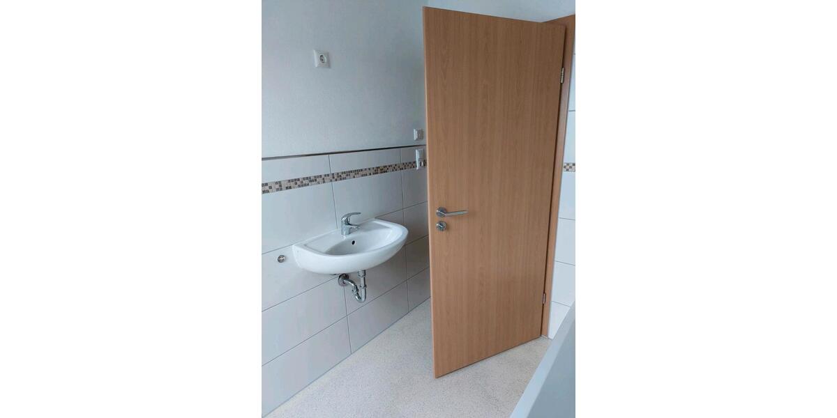 Dachgeschoßwohnung Bissingen - 1 Zimmer, 40 m&sup2;, 700&euro; | Angebot:25784395