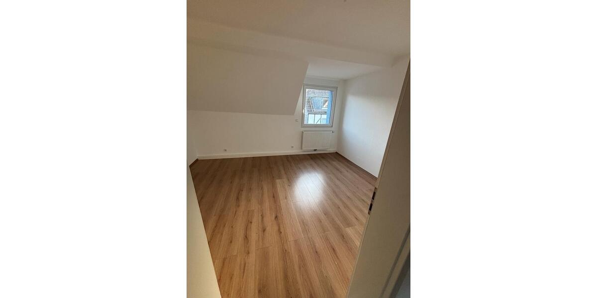 Etagenwohnung Wiehl - 3 Zimmer, 75 m&sup2;, 730&euro; | Angebot:24743476