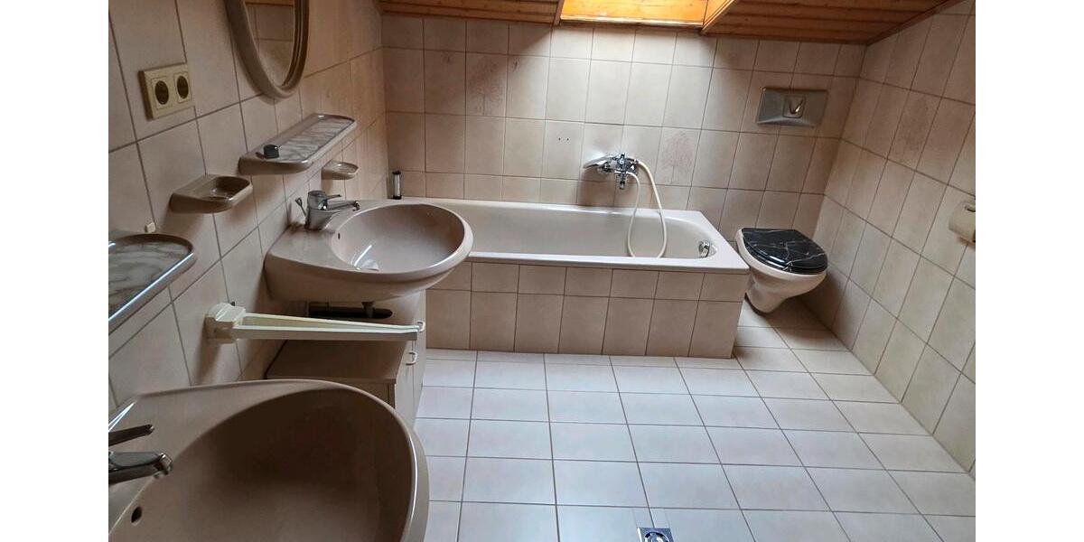 Dachgeschoßwohnung Grafenau Frauenberg - 3 Zimmer, 65 m&sup2;, 600&euro; | Angebot:24841226