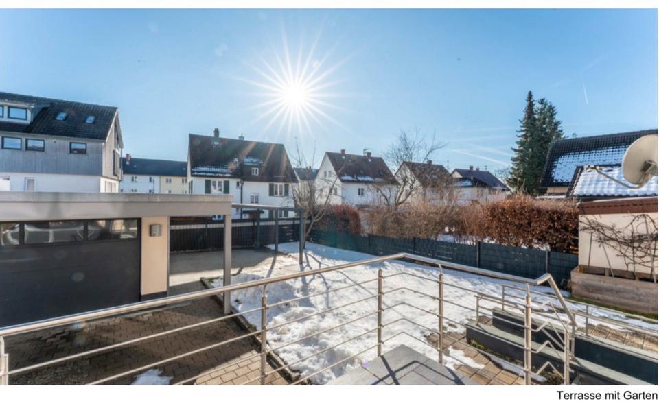 Einfamilienhaus Villingen-Schwenningen Schwenningen - 7 Zimmer, 160 m&sup2;, 1.800&euro; | Angebot:25932092