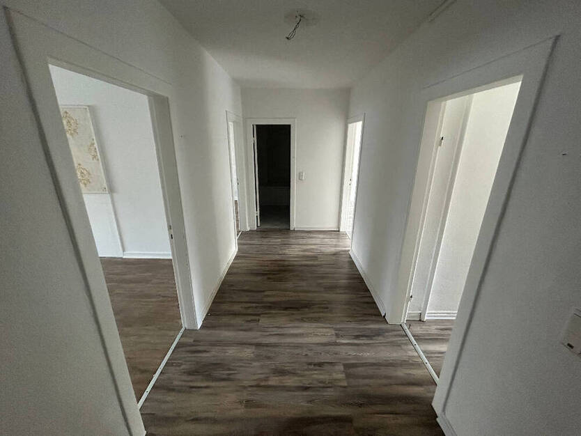 3-Zi.-Wohnung mit Balkon in zentraler Lage