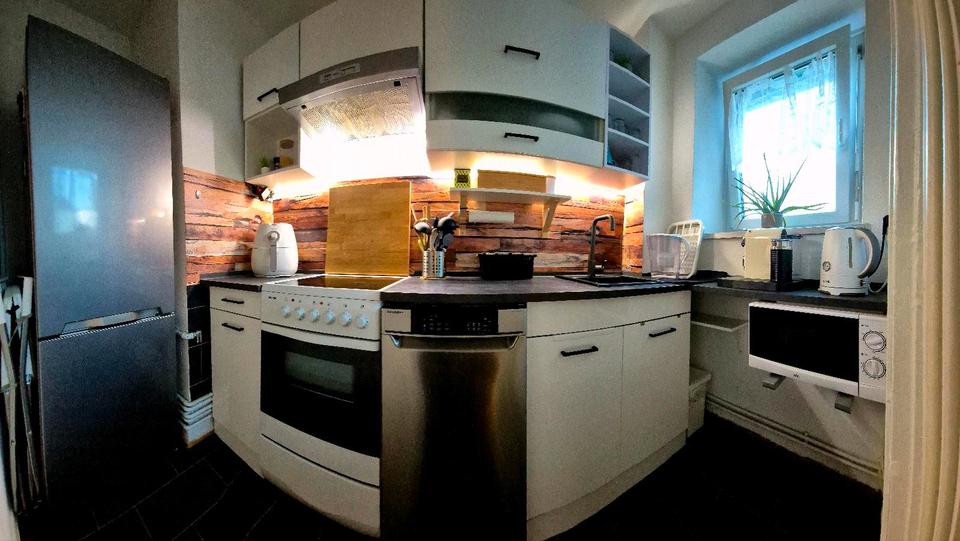 Hochparterre Wiesbaden Biebrich - 2 Zimmer, 40 m&sup2;, 950&euro; | Angebot:25987626