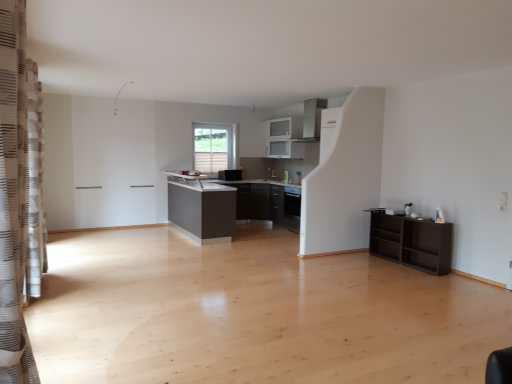 Etagenwohnung Forchheim - 4 Zimmer, 126 m&sup2;, 1.200&euro; | Angebot:26644969