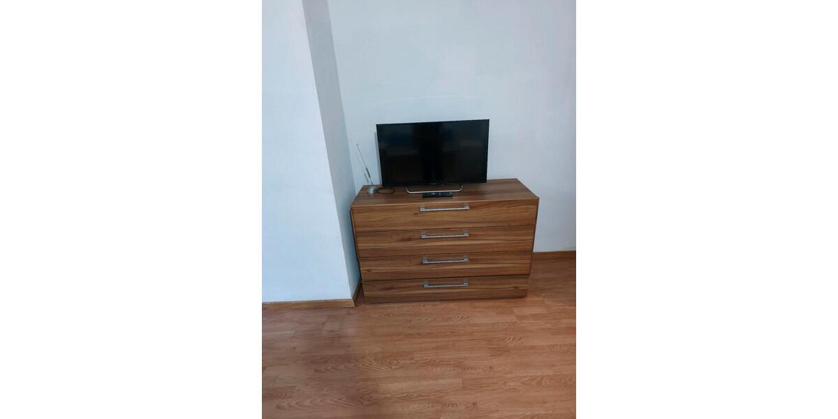 Wohnen auf Zeit Düsseldorf Stadtbezirk 3 - 1 Zimmer, 32 m&sup2;, 1.200&euro; | Angebot:26604061