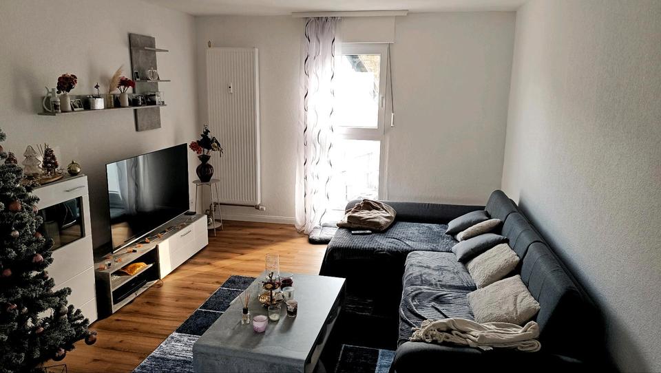 Dachgeschoßwohnung Gückingen - 3 Zimmer, 60 m&sup2;, 700&euro; | Angebot:26094440