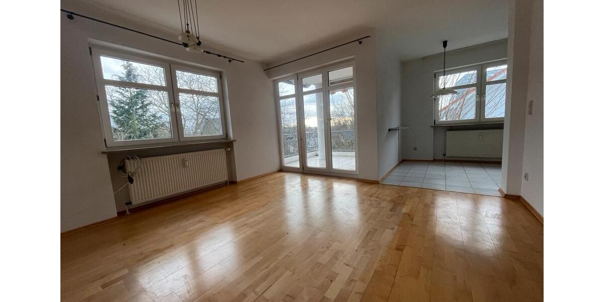 Etagenwohnung Rödental - 1 Zimmer, 65 m&sup2;, 680&euro; | Angebot:25218998