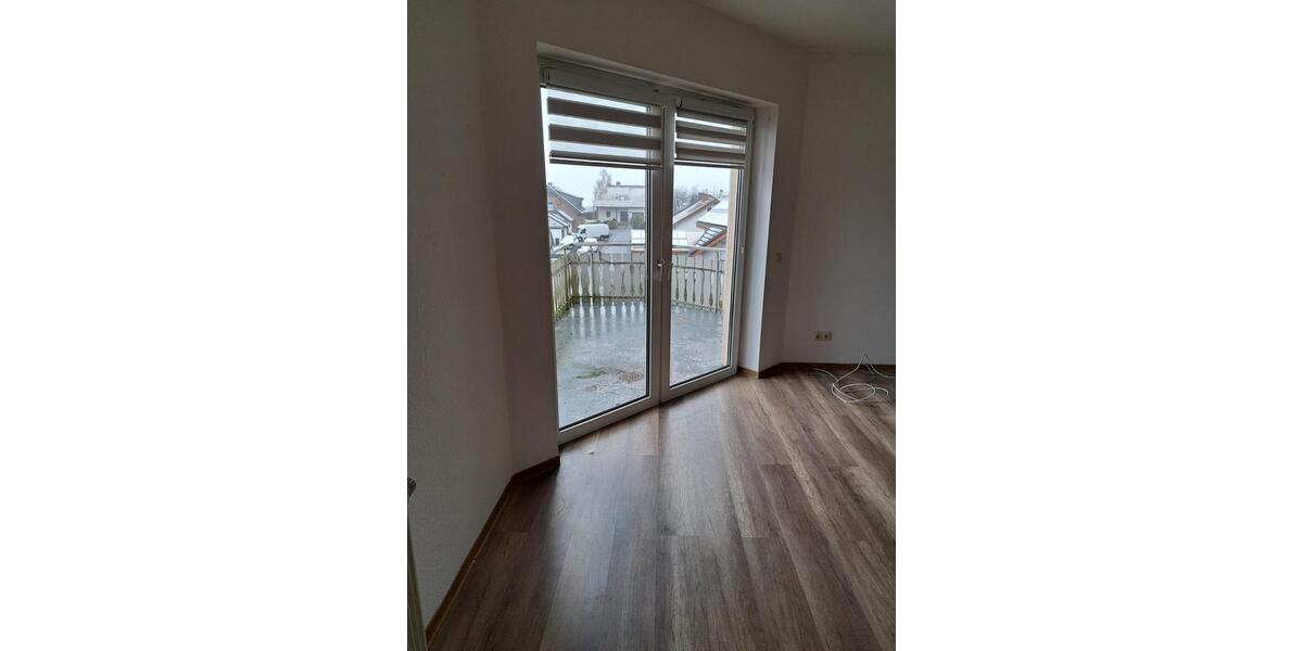 Etagenwohnung Daun - 4 Zimmer, 105 m&sup2;, 700&euro; | Angebot:24784048