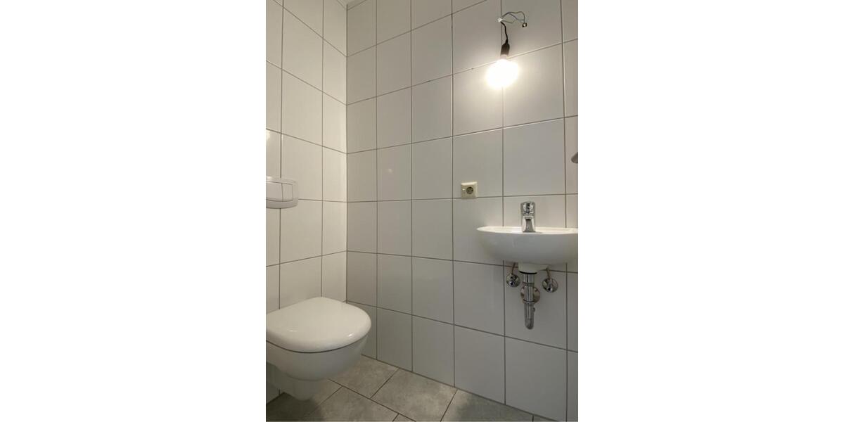 Etagenwohnung Neuwied - 3 Zimmer, 80 m&sup2;, 880&euro; | Angebot:24982999