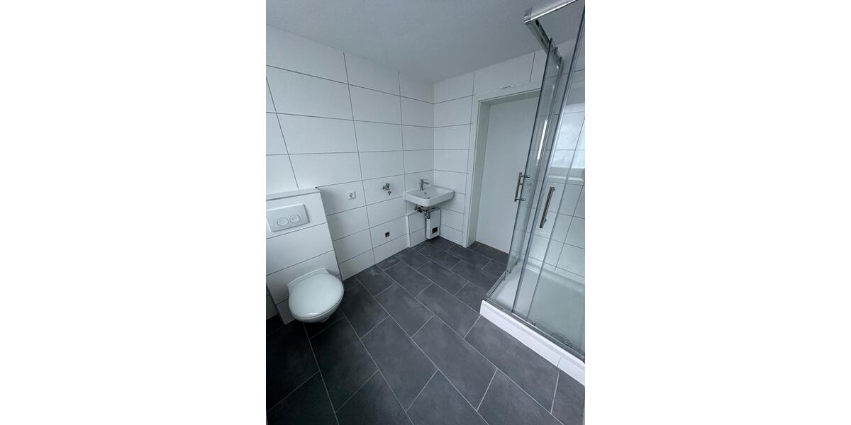 Wohnen auf Zeit Wuppertal Brill - 1 Zimmer, 11 m&sup2;, 430&euro; | Angebot:25910675