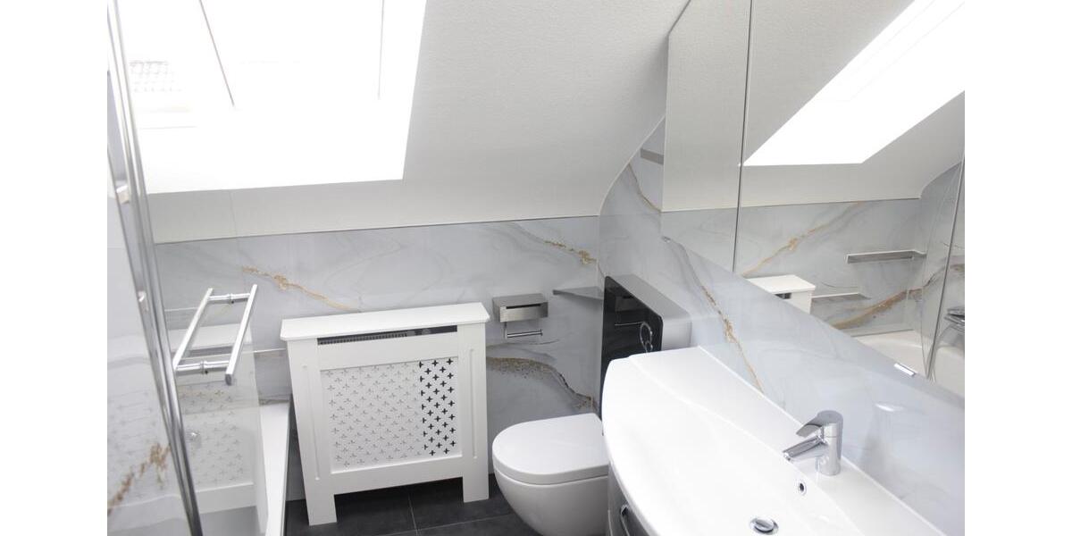 Dachgeschoßwohnung Püttlingen - 3 Zimmer, 106 m&sup2;, 780&euro; | Angebot:26251844